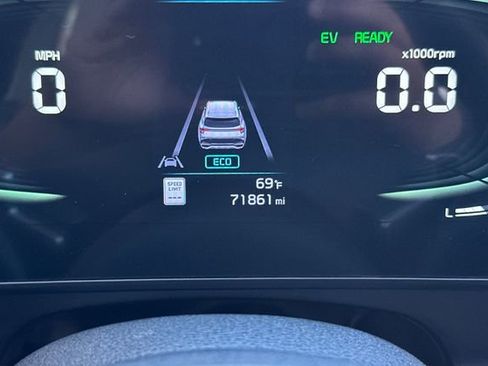 Used 2023 Kia Sportage EX image 25