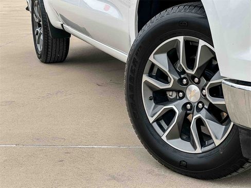 Used 2023 Chevrolet Silverado 1500 LT w/ Protection Package image 9