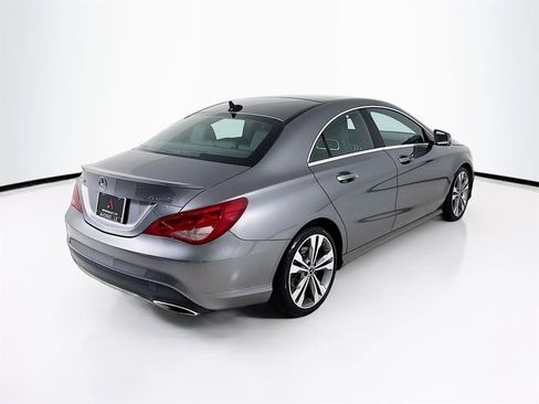 Used 2019 Mercedes-Benz CLA 250 4MATIC image 8