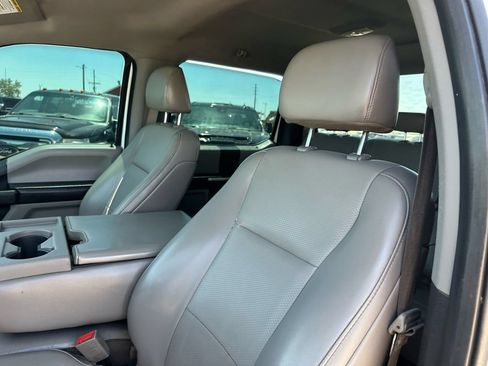 Used 2019 Ford F250 XL w/ Power Equipment Group AWD/4WD image 35