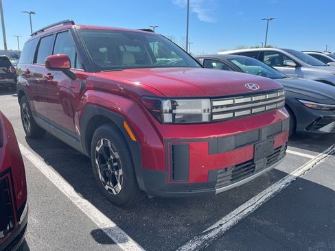 Used 2026 Hyundai Santa Fe SEL image 2