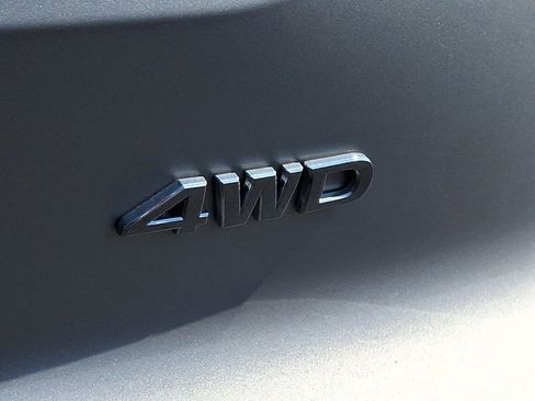 Certified 2025 Nissan Pathfinder SV w/ SV Premium Package image 31