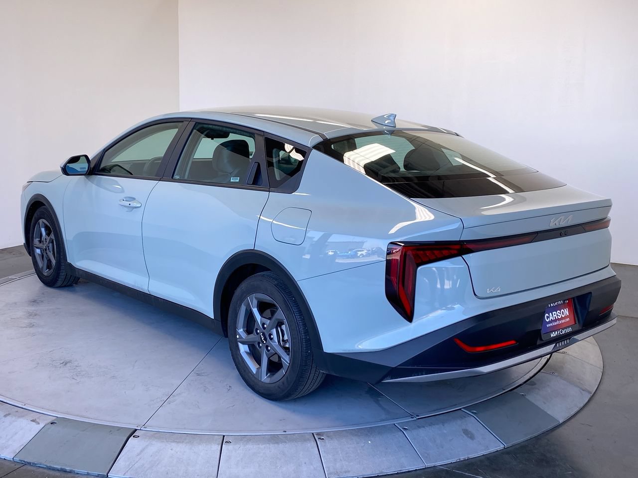 Certified 2025 Kia K4 FWD image 3