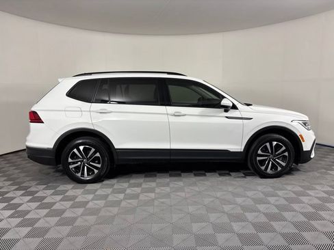 Used 2022 Volkswagen Tiguan S FWD image 5