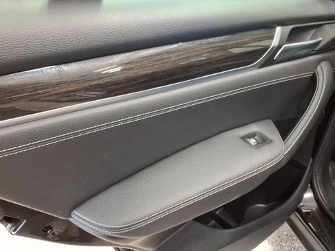 Used 2017 BMW X3 xDrive28i image 20