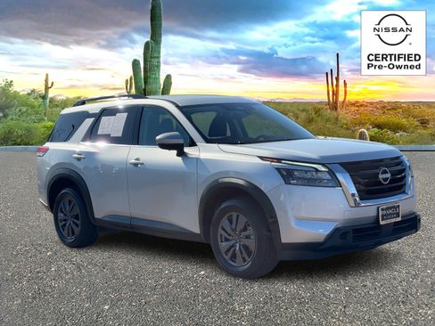 Certified 2024 Nissan Pathfinder SV image 10