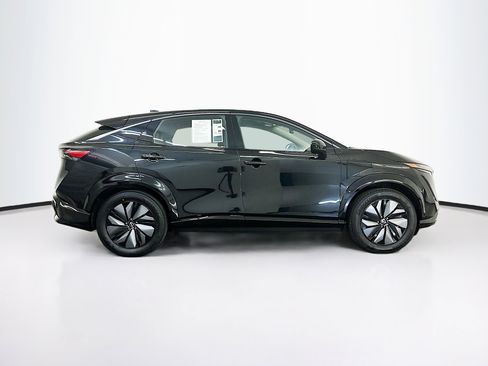 Used 2024 Nissan Ariya AWD image 10