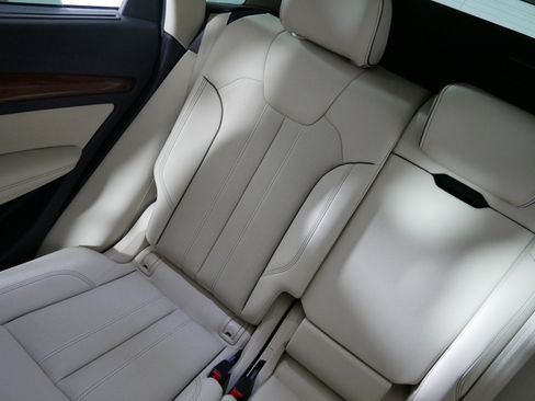 Used 2022 Audi Q5 2.0T Premium Plus AWD/4WD image 12