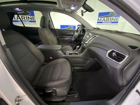 Used 2019 Chevrolet Equinox LT FWD image 34