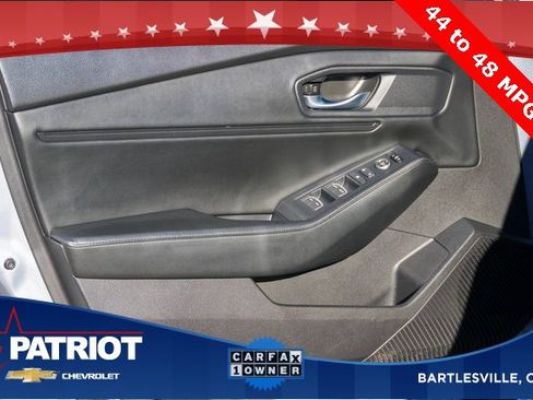 Used 2025 Honda Accord Sport image 10