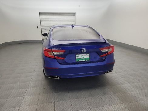 Used 2018 Honda Accord Sport image 6