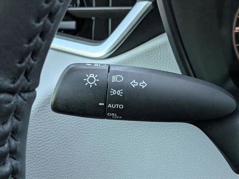 Used 2024 Toyota Corolla SE image 12