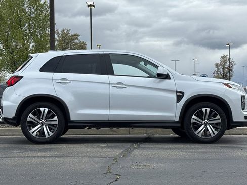 Used 2025 Mitsubishi Outlander Sport ES image 3