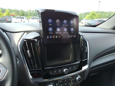 Certified 2023 Chevrolet Traverse LT FWD image 32