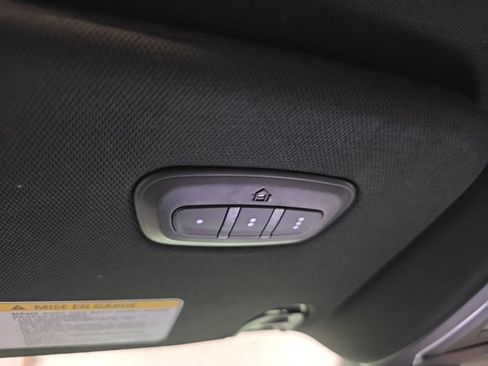 Used 2023 Jeep Wagoneer 4WD w/ Premium Group I image 26