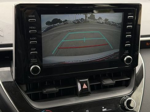 Certified 2020 Toyota Corolla LE FWD image 17