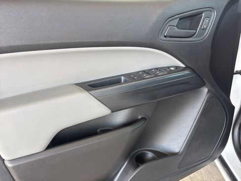 Used 2021 Chevrolet Colorado W/T w/ Custom Special Edition image 10