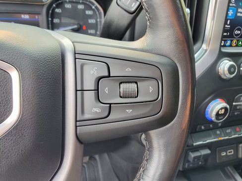 Used 2021 GMC Sierra 1500 SLT w/ SLT Convenience Package AWD/4WD image 23