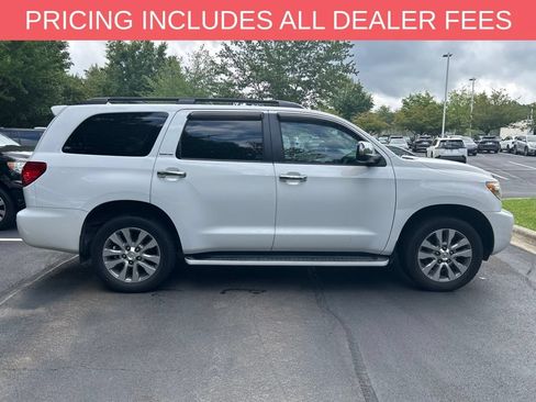 Used 2015 Toyota Sequoia Limited AWD/4WD image 9