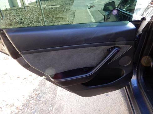 Used 2022 Tesla Model 3 Long Range image 19