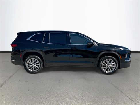 New 2026 Buick Enclave Preferred image 3