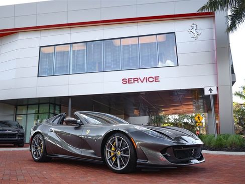 Certified 2022 Ferrari 812 GTS Base image 23