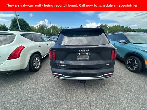 Used 2023 Kia Sorento SX AWD/4WD image 9