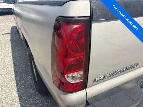 Used 2004 Chevrolet Silverado 1500 LS w/ Light Duty Power Package RWD image 11