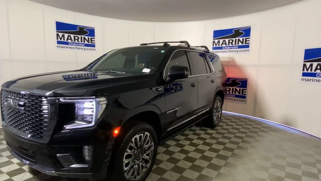 Used 2024 GMC Yukon Denali Ultimate AWD/4WD image 6