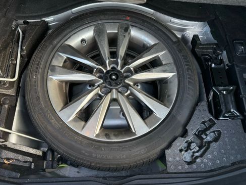 Used 2013 Lexus LS 460 LS 460 Sedan 4D image 15