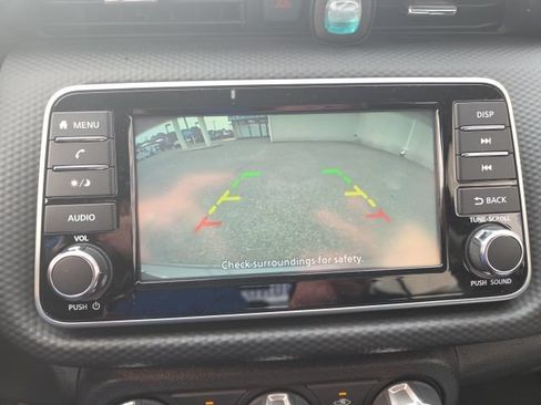 Used 2024 Nissan Kicks S FWD image 11