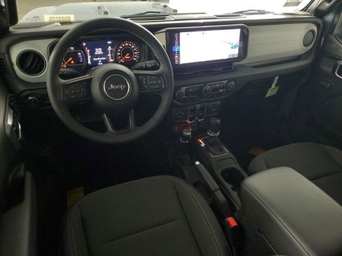 New 2025 Jeep Gladiator Willys image 15