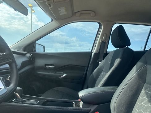 Certified 2024 Nissan Kicks SV FWD image 36