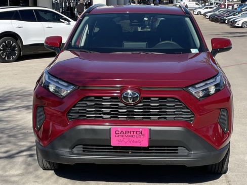 Used 2025 Toyota RAV4 XLE image 7