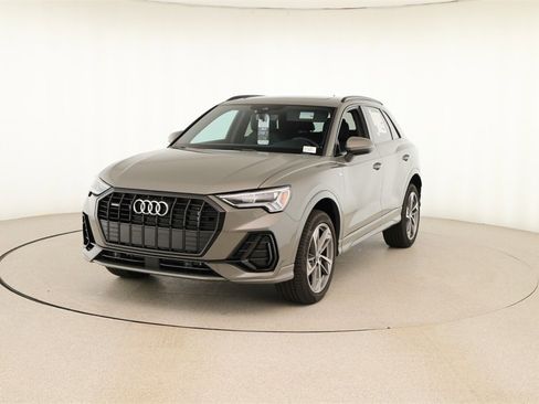 New 2025 Audi Q3 2.0T Premium image 12