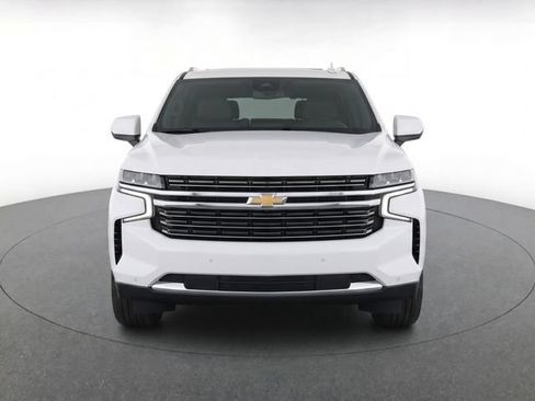 Used 2024 Chevrolet Suburban LT AWD/4WD image 6