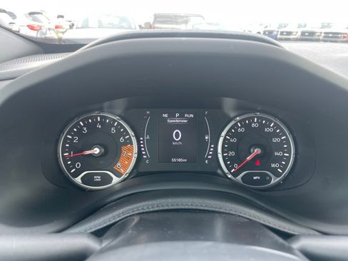 Used 2020 Jeep Renegade Sport w/ Sport Appearance Group FWD image 9