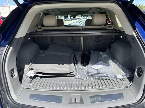 New 2026 Cadillac XT5 Premium Luxury w/ Driver Assist Package FWD image 11