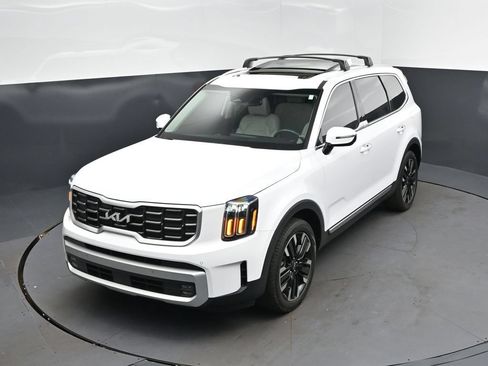 Used 2024 Kia Telluride SX w/ Towing Package FWD image 30