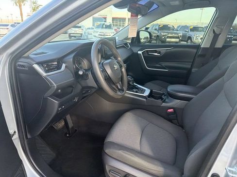 Used 2019 Toyota RAV4 XLE w/ Convenience Package AWD/4WD image 26