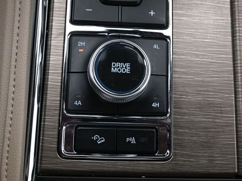 Used 2024 Ford Expedition Max Limited AWD/4WD image 29