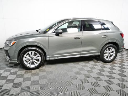 Used 2023 Audi Q3 2.0T Premium Plus AWD/4WD image 32