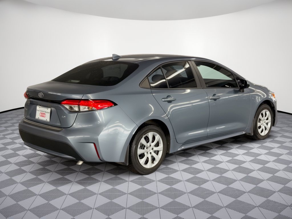 Used 2020 Toyota Corolla LE FWD image 9