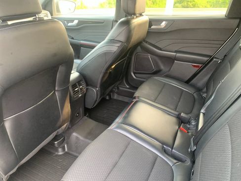 Used 2024 Ford Escape ST-Line w/ Tech Pack #1 AWD/4WD image 14