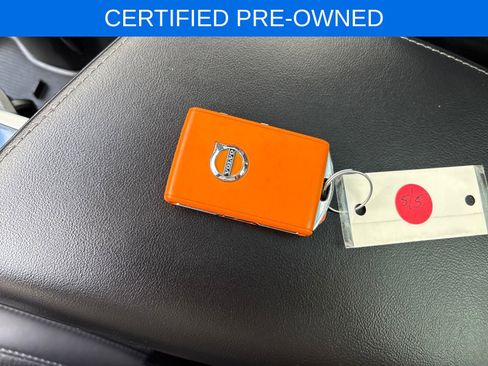 Certified 2022 Volvo XC60 B5 Inscription w/ Climate Package image 38