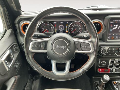 Used 2021 Jeep Gladiator Mojave AWD/4WD image 12