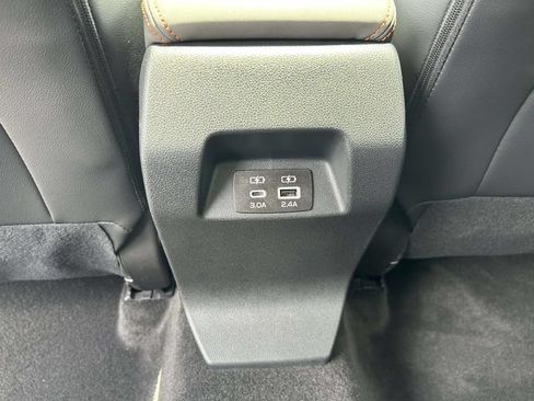 Certified 2025 Subaru Crosstrek 2.5i Limited w/ Popular Package #4A AWD/4WD image 12