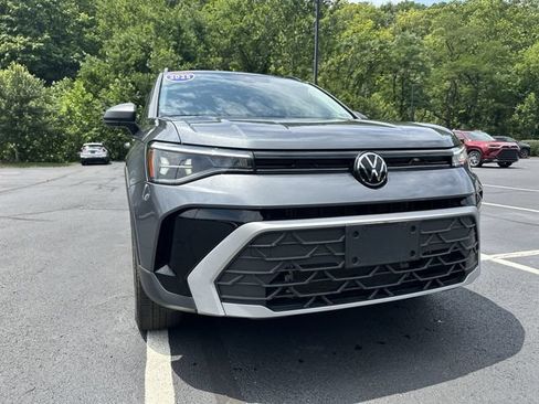 Used 2025 Volkswagen Taos S AWD/4WD image 11