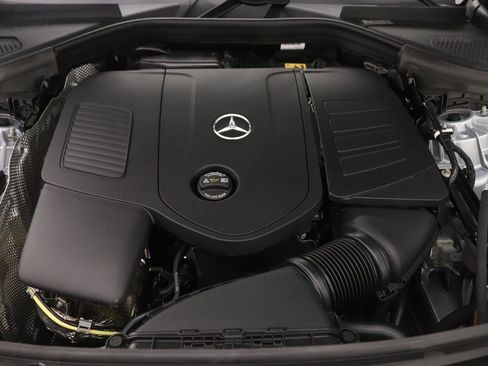 New 2026 Mercedes-Benz GLC 300 image 9