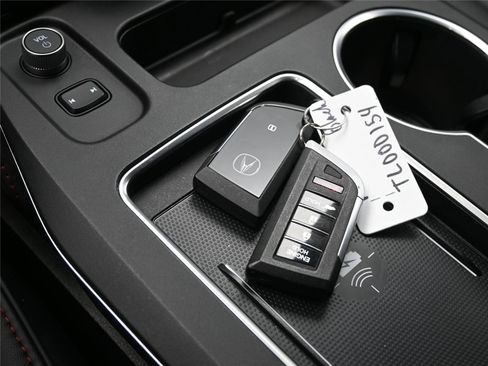 Used 2026 Acura MDX A-Spec image 7